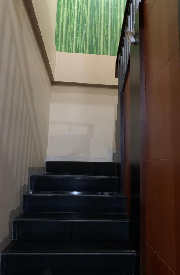 Platinum Setramurni Guest House Bandung 3Br Exteriér fotografie